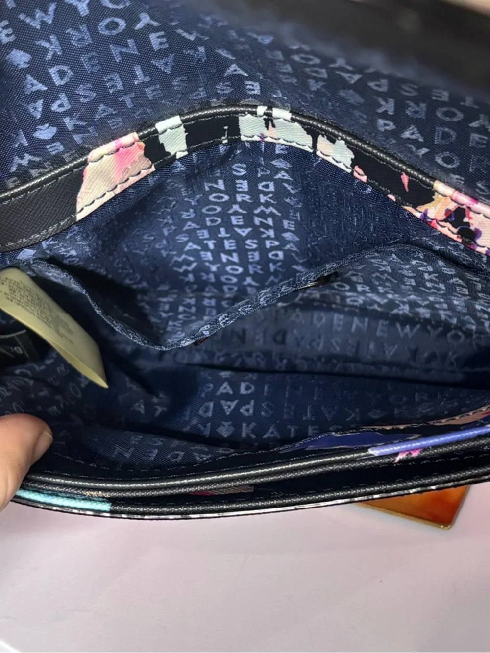 Kate Spade Carson Laurel Way Crossbody Purse